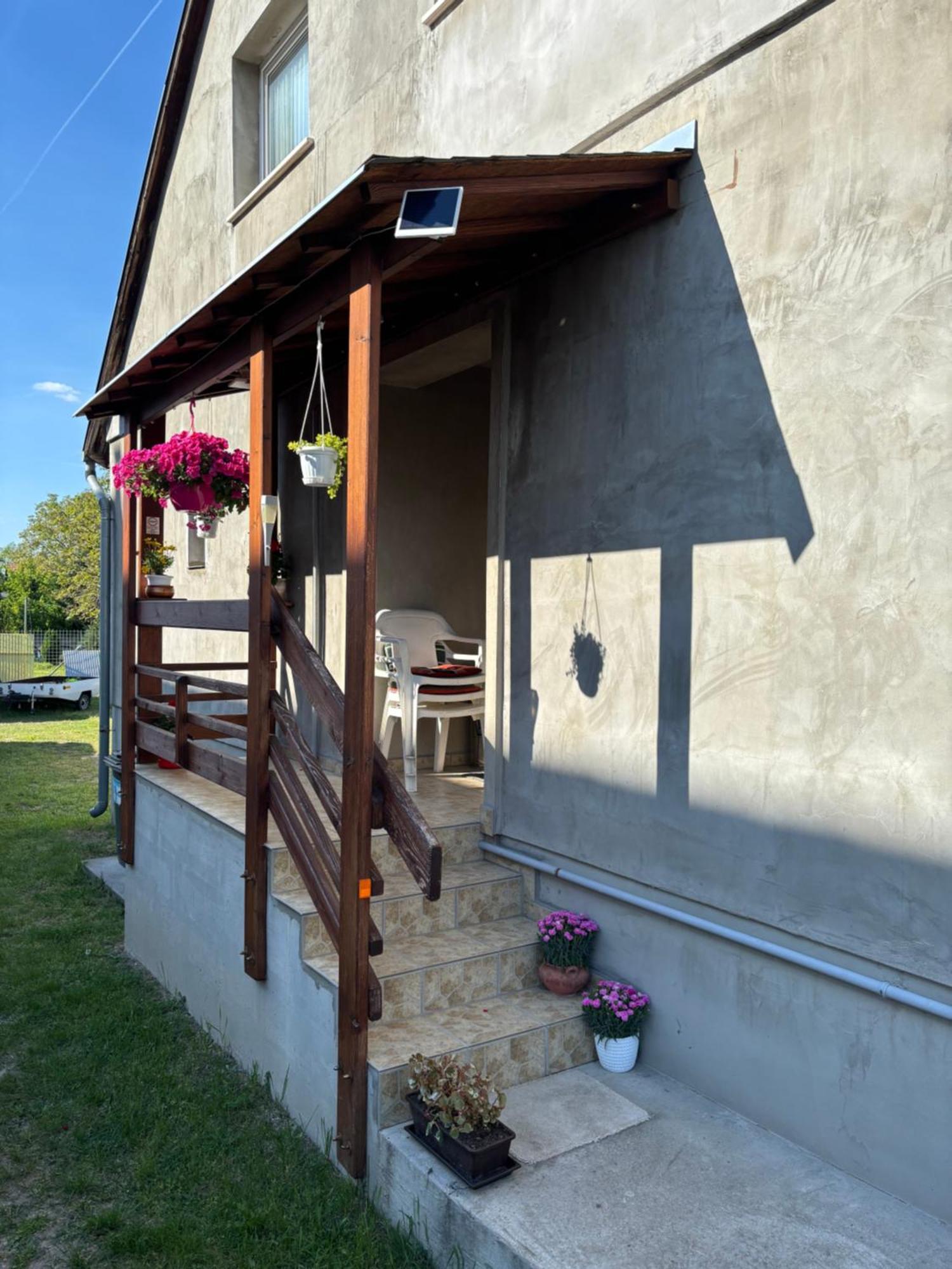 Luca Apartman Esztergom Exteriör bild